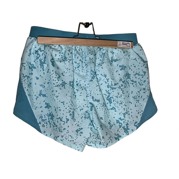 Women's Under Armour Blue on Blue Splatter Athletic Shorts New With Tags Lined - Picture 3 of 10